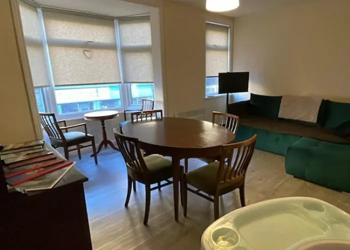 Holiday Home 憩 -Ikoi- Apartment Loftus